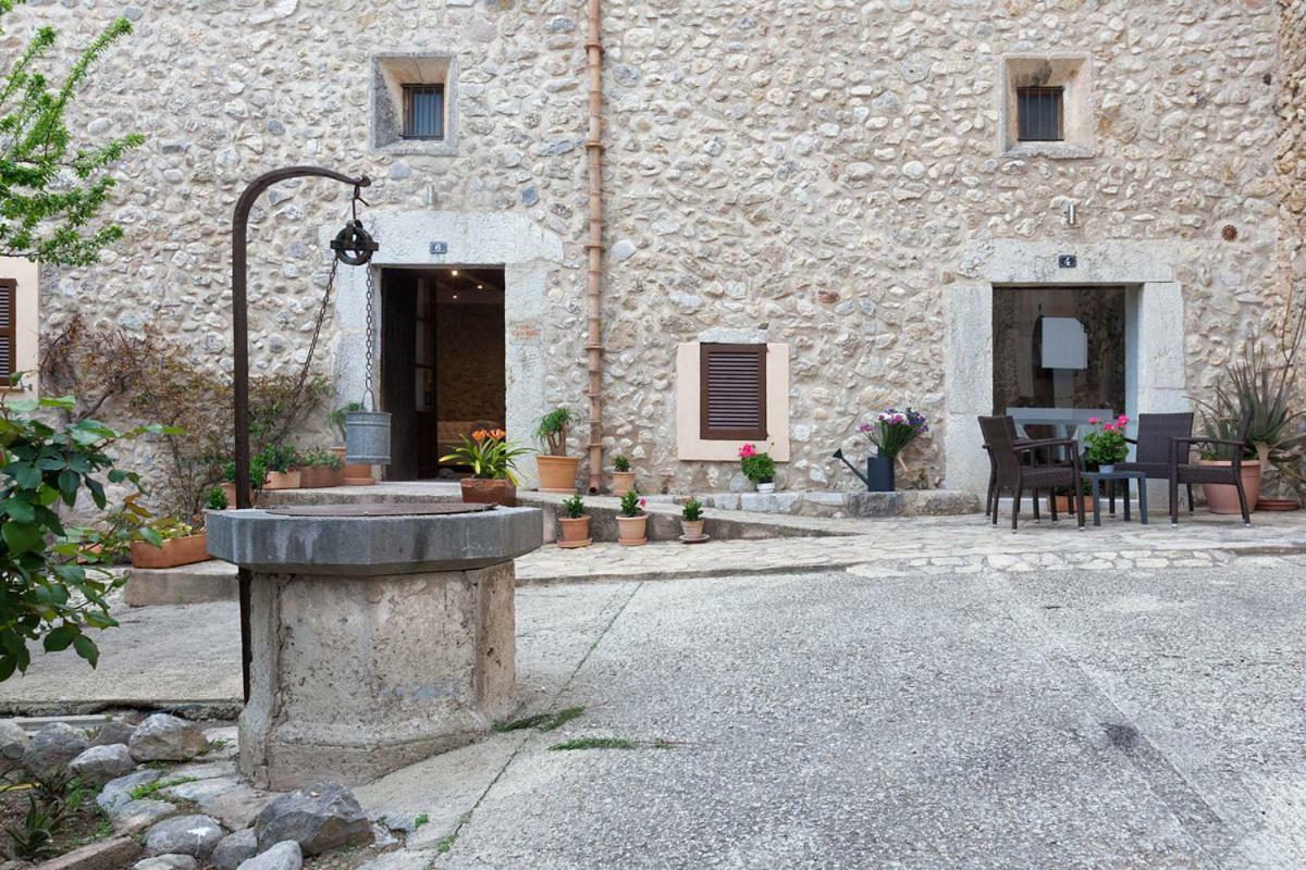 Riera Hotel