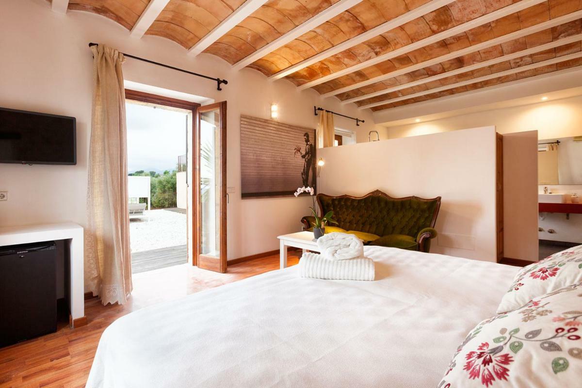 Riera Hotel 4*